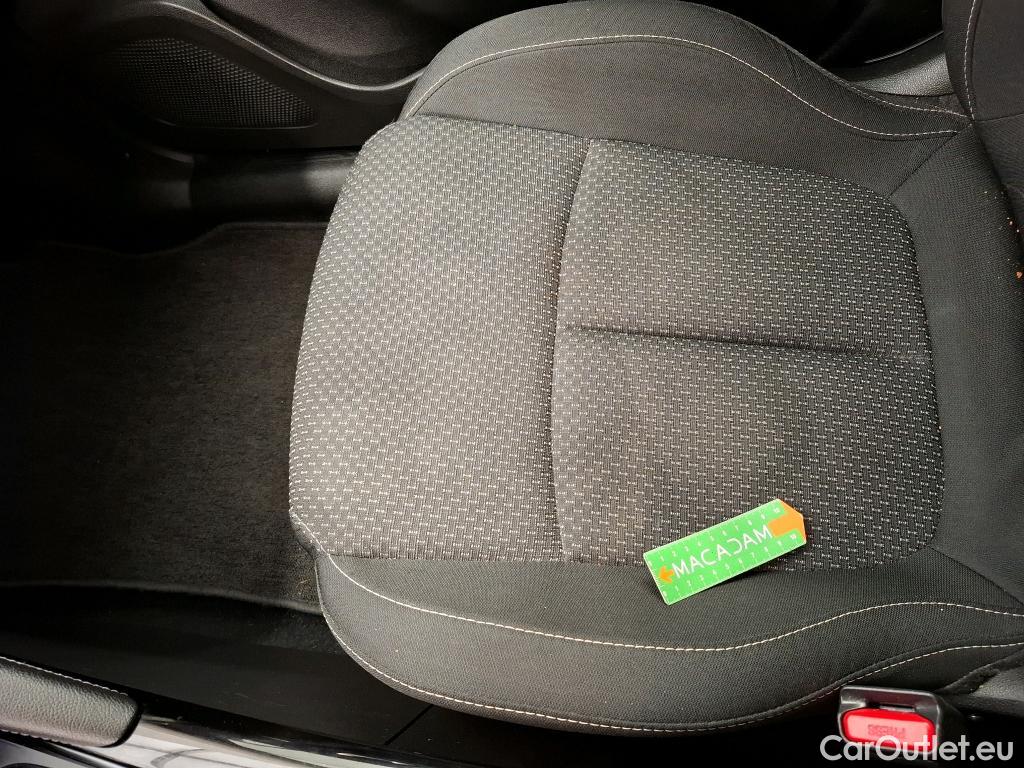  Renault  Kadjar RENAULT  / 2018 / 5P / Crossover Evolution TCe 140 EDC #20