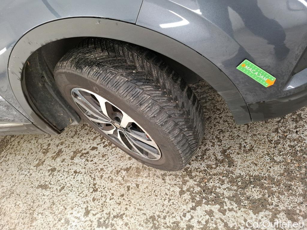  Renault  Kadjar RENAULT  / 2018 / 5P / Crossover Evolution TCe 140 EDC #40