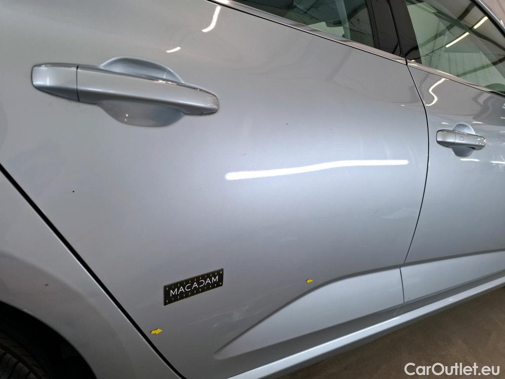  Renault  Megane RENAULT Mégane Berline / 2020 / 5P / Berline Business TCe 140 EDC FAP #5