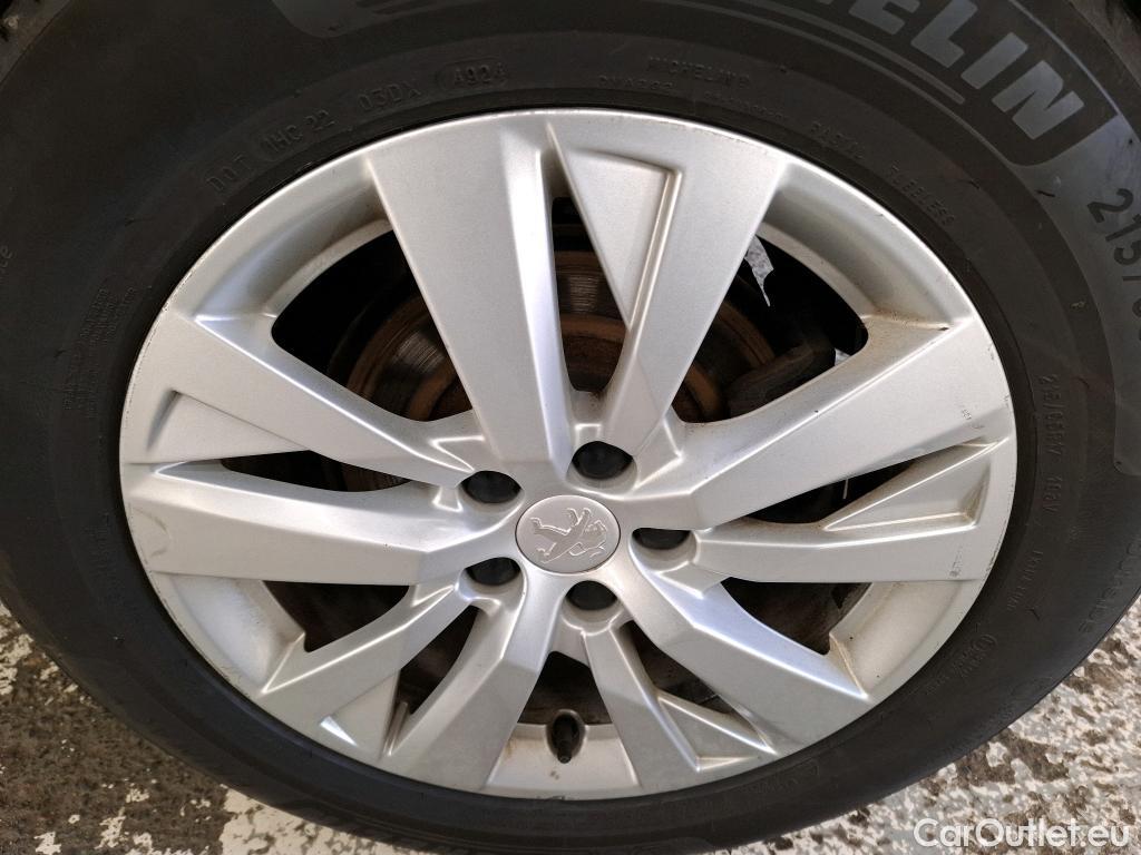  Peugeot  5008  Style 1.5 HDi 130CV BVM6 7 Sieges E6d #36