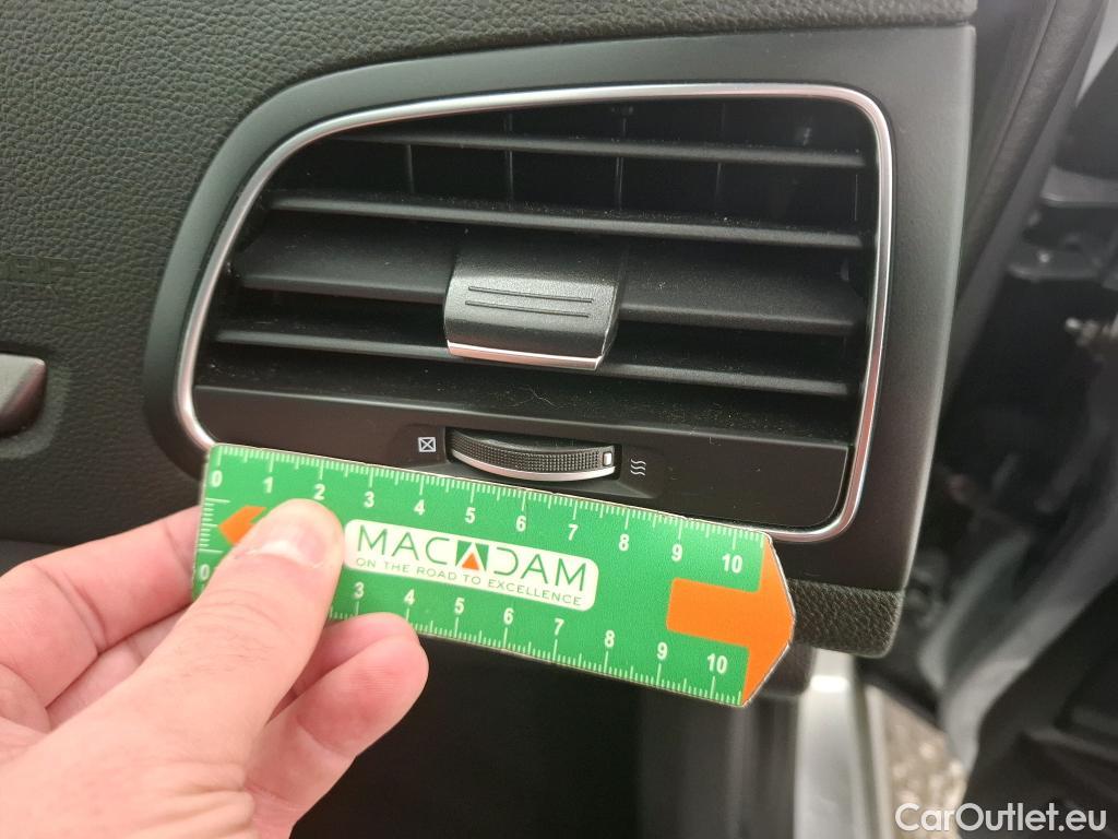  Renault  Megane  IV Berline 5 ptes. Evolution 1.5 dCi 115CV BVA7 E6d #9