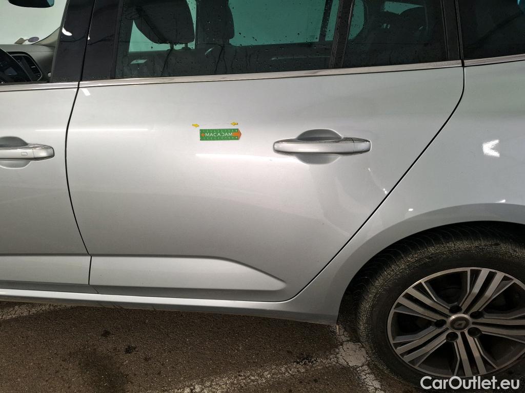  Renault  Megane  IV Estate Intens 1.3 TCe #37