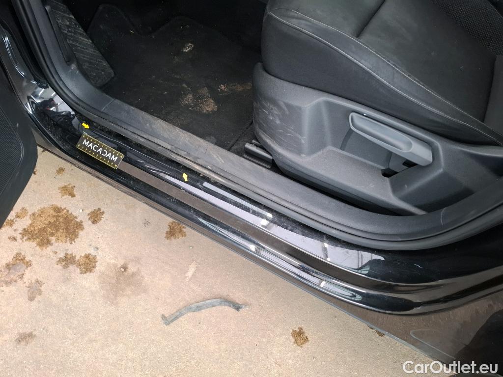  Skoda  Karoq SKODA  / 2022 / 5P / SUV 1.5 TSI 150ch ACT DSG7 Business #3