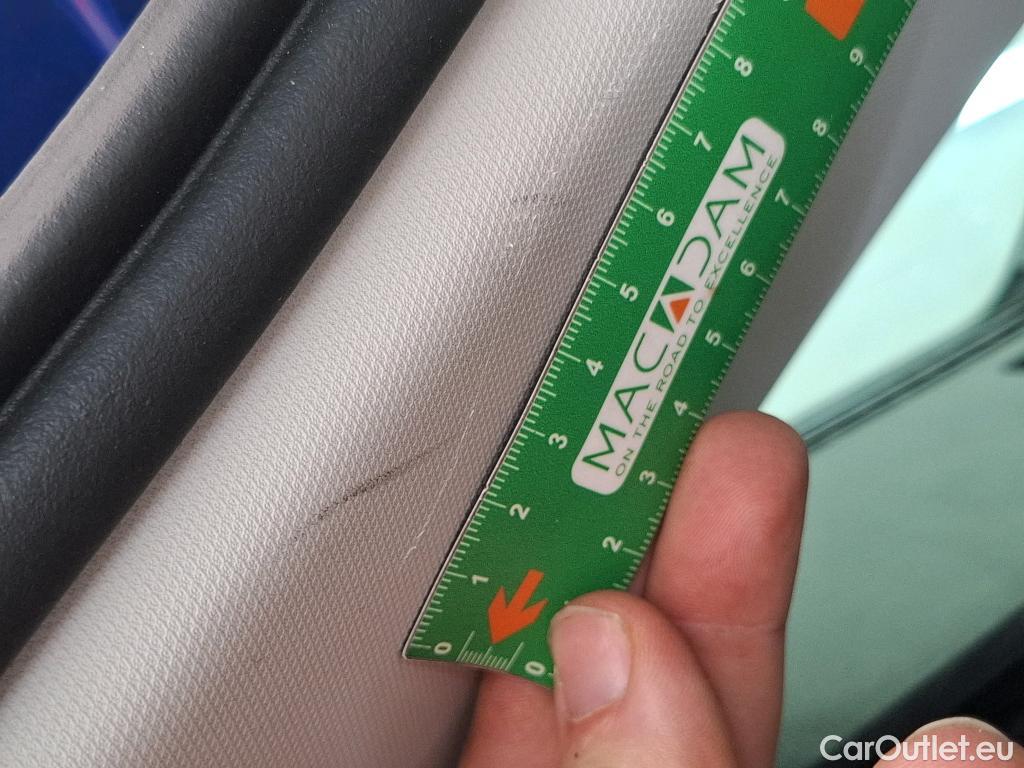  Skoda  Superb SKODA  Combi  2019  5P  Break 20 TDI SCR 150 DSG7 Business #10