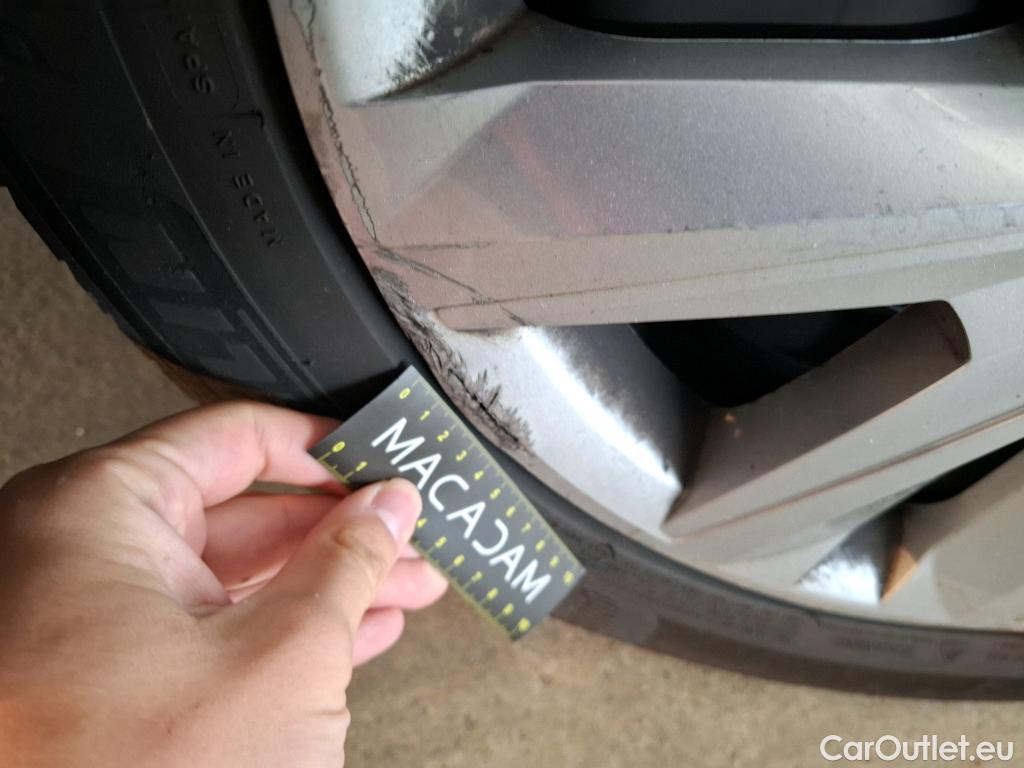  Renault  Megane RENAULT Mégane Berline / 2020 / 5P / Berline Business TCe 140 EDC FAP #23