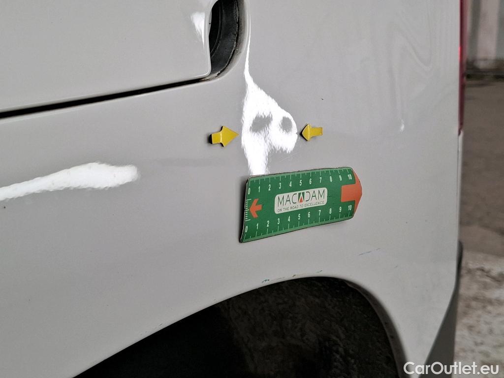  Citroen  Berlingo  Fourgon Club M 650 1.5 BlueHDi 100CV BVM6 E6d #19