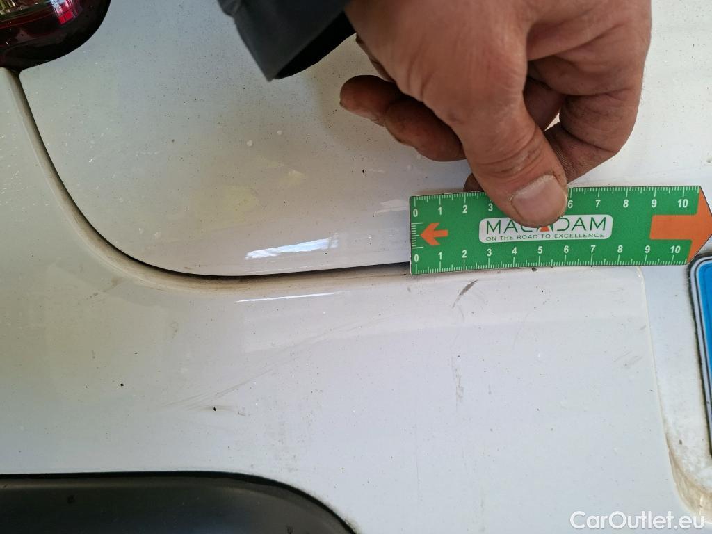  Citroen  C3  Société Feel 1.5 BlueHDI 100CV BVM6 E6d #34