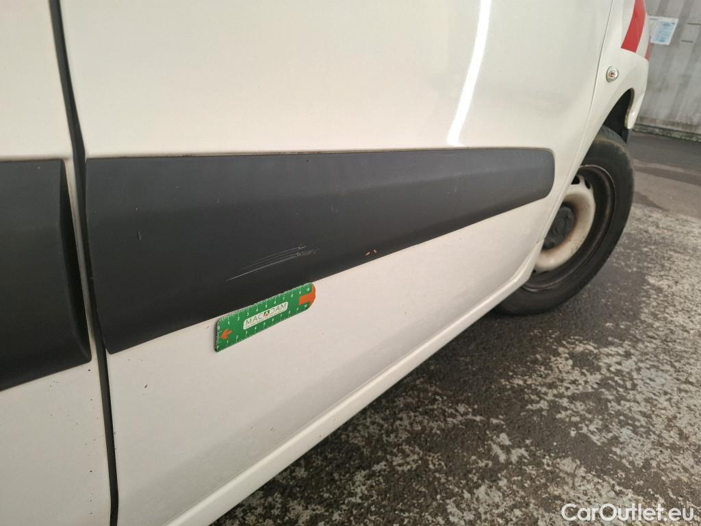  Citroen  Berlingo  Fourgon Club L1 (Court) 1.6 BlueHDi 100CV BVM5 E6 #30