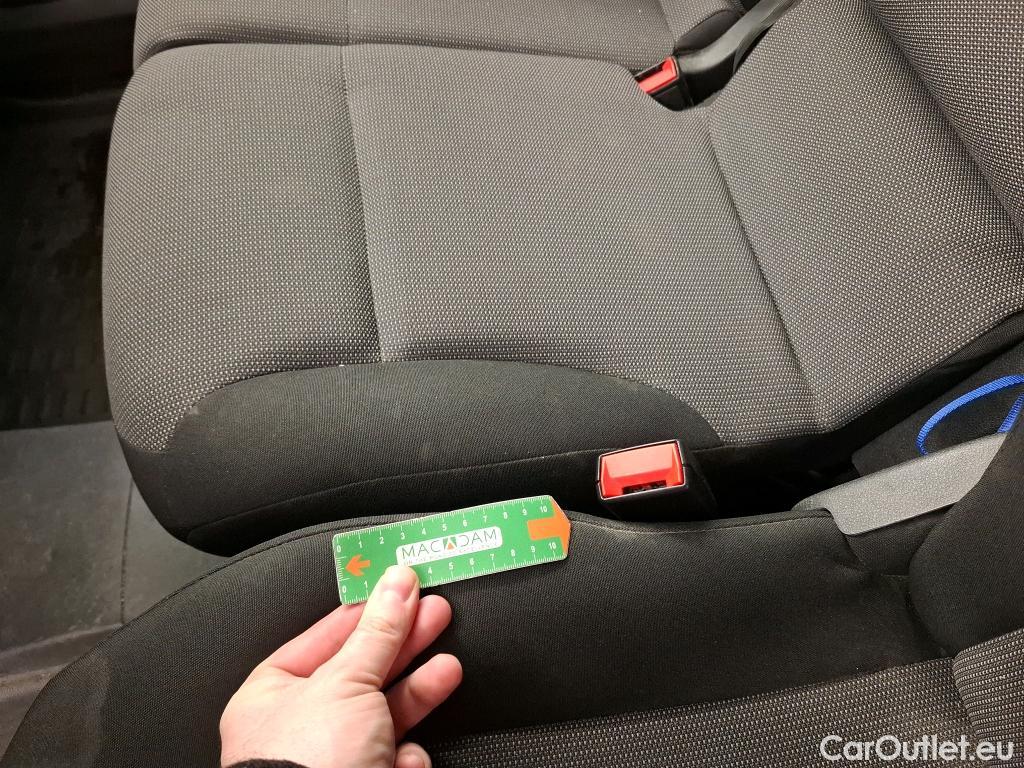  Citroen  Berlingo  Fourgon Club M 1000 1.5 BlueHDi 130CV BVA8 E6dT #37