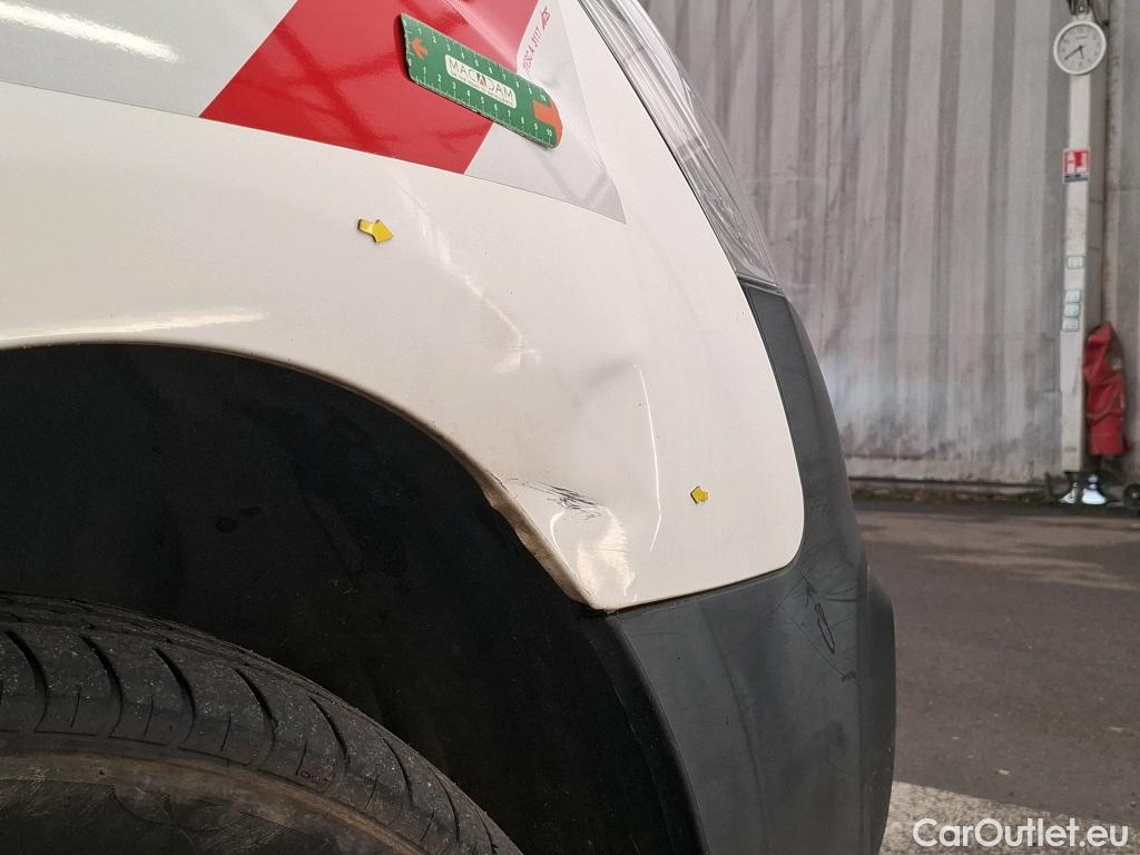  Citroen  Berlingo  Fourgon Club L1 (Court) 1.6 BlueHDi 100CV BVM5 E6 #4