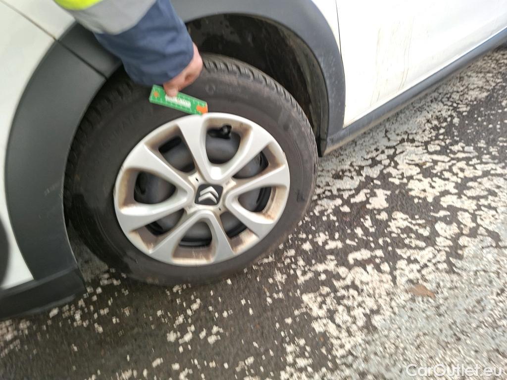  Citroen  C3  Société Feel 1.5 BlueHDI 100CV BVM6 E6d #12