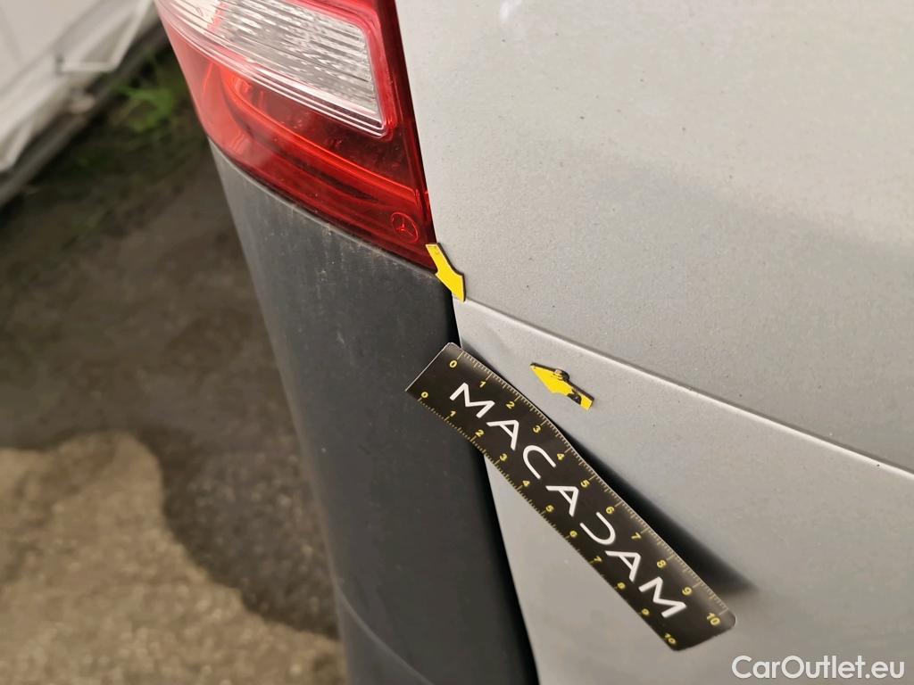  Mercedes  Vito MERCEDES-BENZ  Compact / 2020 / 4P / Fourgon tôlé 114 CDI Compact Pro traction #6