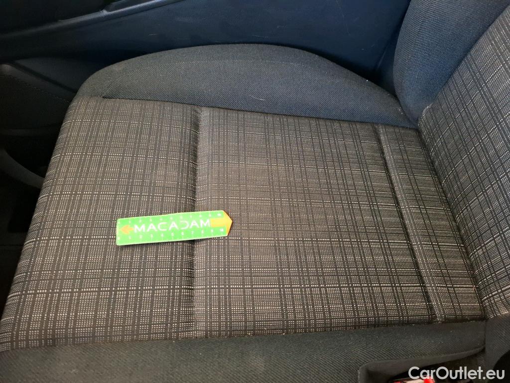  Mercedes  Vito MERCEDES-BENZ  Compact / 2020 / 4P / Fourgon tôlé 114 CDI Compact Select traction #32