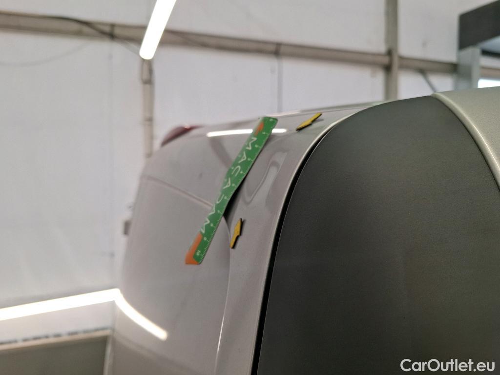  Mercedes  Vito MERCEDES-BENZ  Compact / 2020 / 4P / Fourgon tôlé 114 CDI Compact Select traction #26