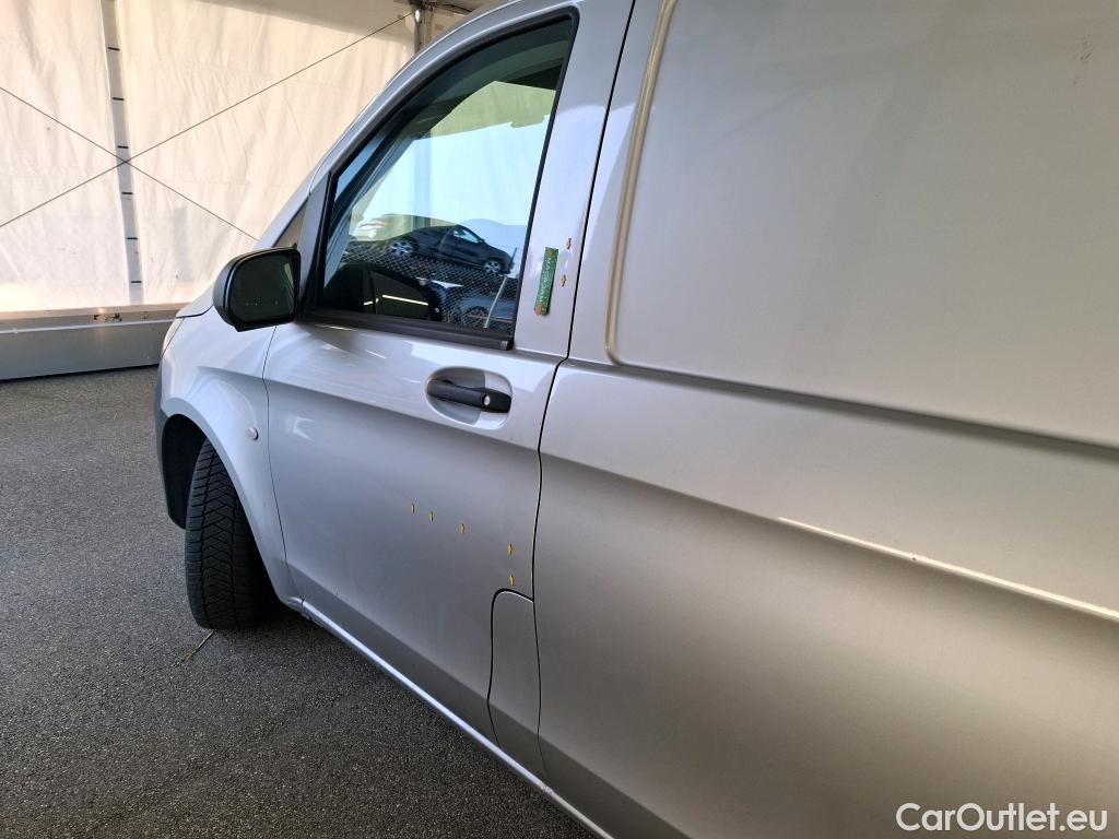  Mercedes  Vito MERCEDES-BENZ  Compact / 2020 / 4P / Fourgon tôlé 114 CDI Compact Select traction #17