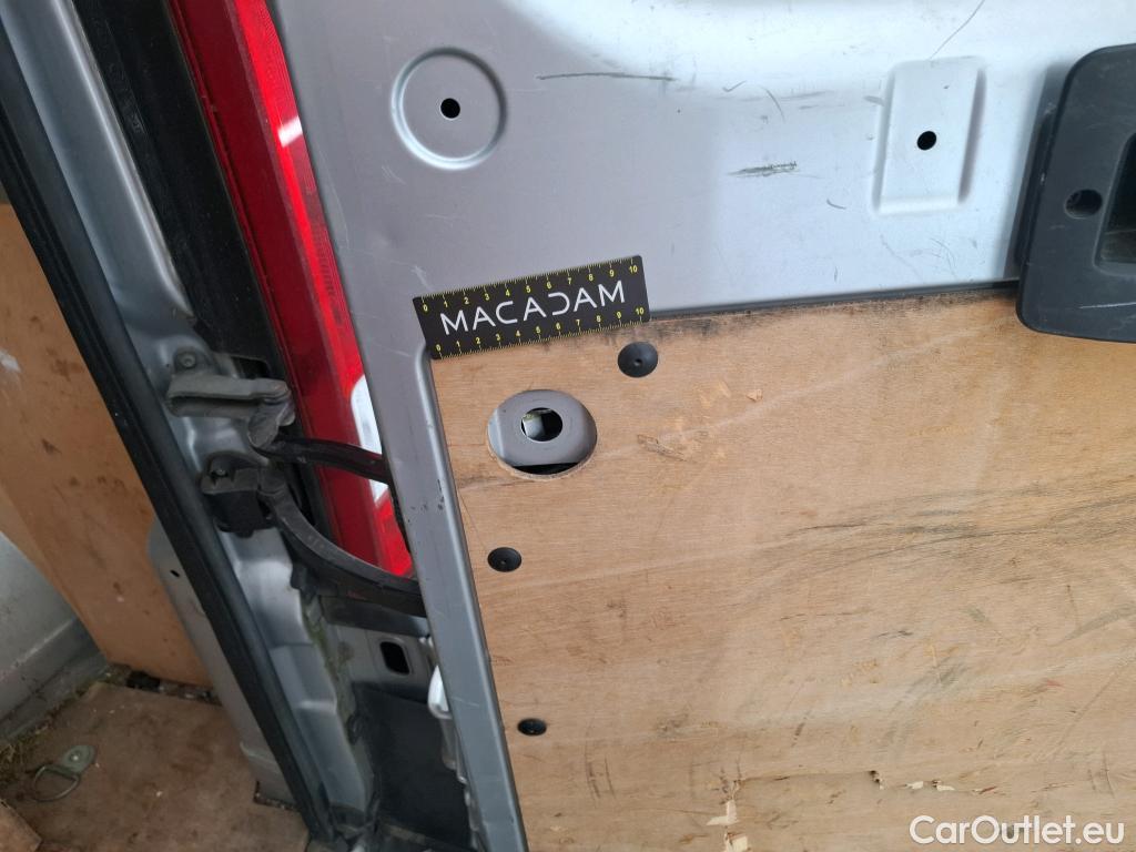  Citroen  Jumper CITROEN  VU 4p Fourgon 30 L2H2 BlueHDi 130 BVM6 Business #47