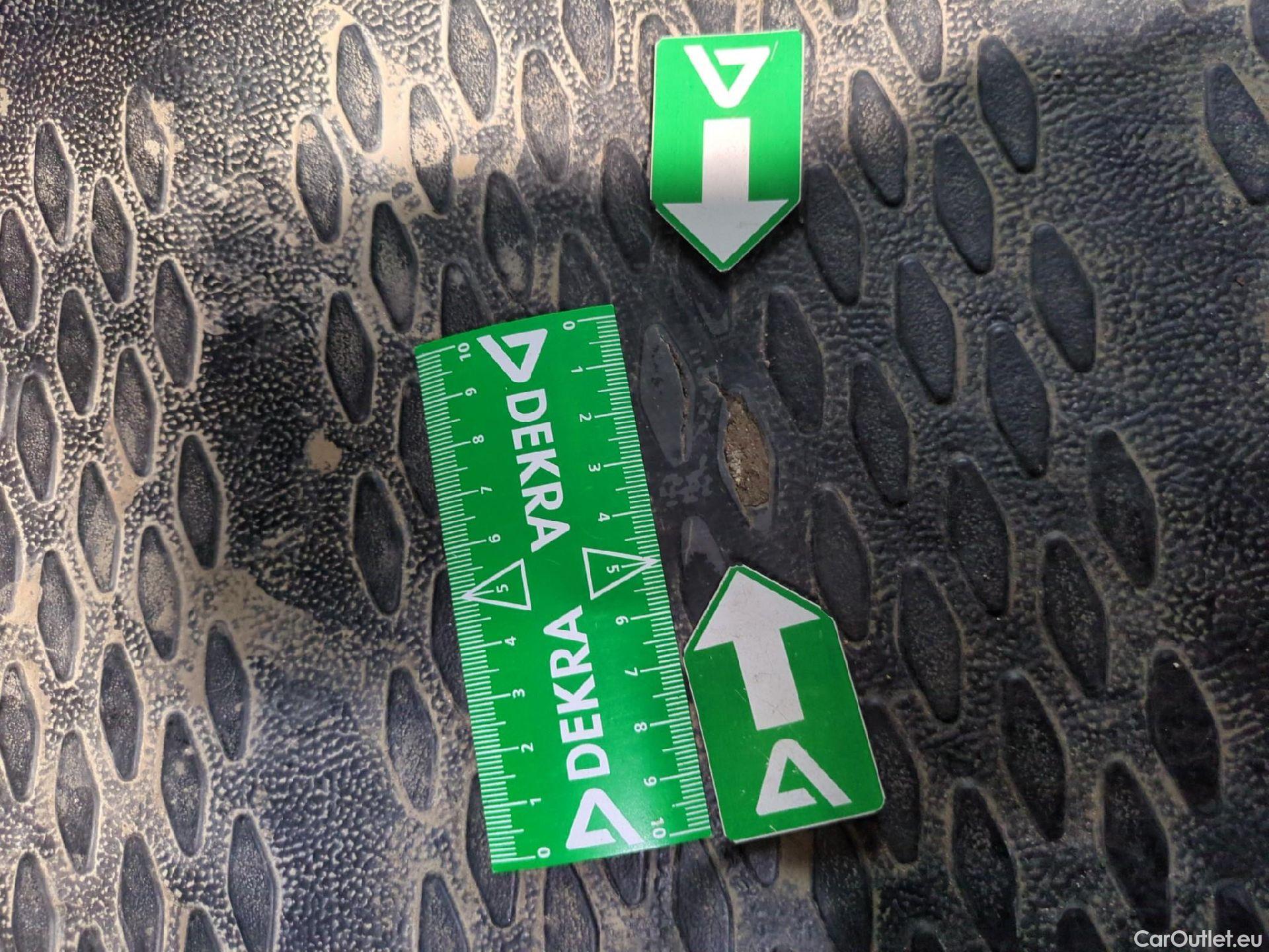  Iveco  Daily IVECO  / 2014 / 4P / Fourgon tôlé 2.3 35S16SA8 V11 H2 3520 #3