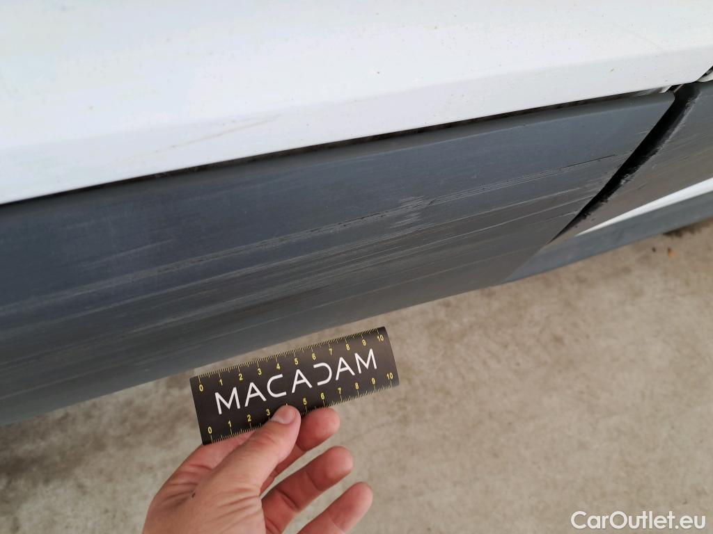  Ford  Transit  Fourgon 330 L3 Trend 2.0 TDCi 170CV BVM6 E6 #136