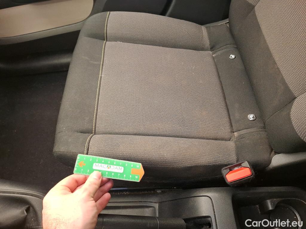  Citroen  C3  Société Feel Business R 1.2 PureTech 80CV BVM5 E6 #39