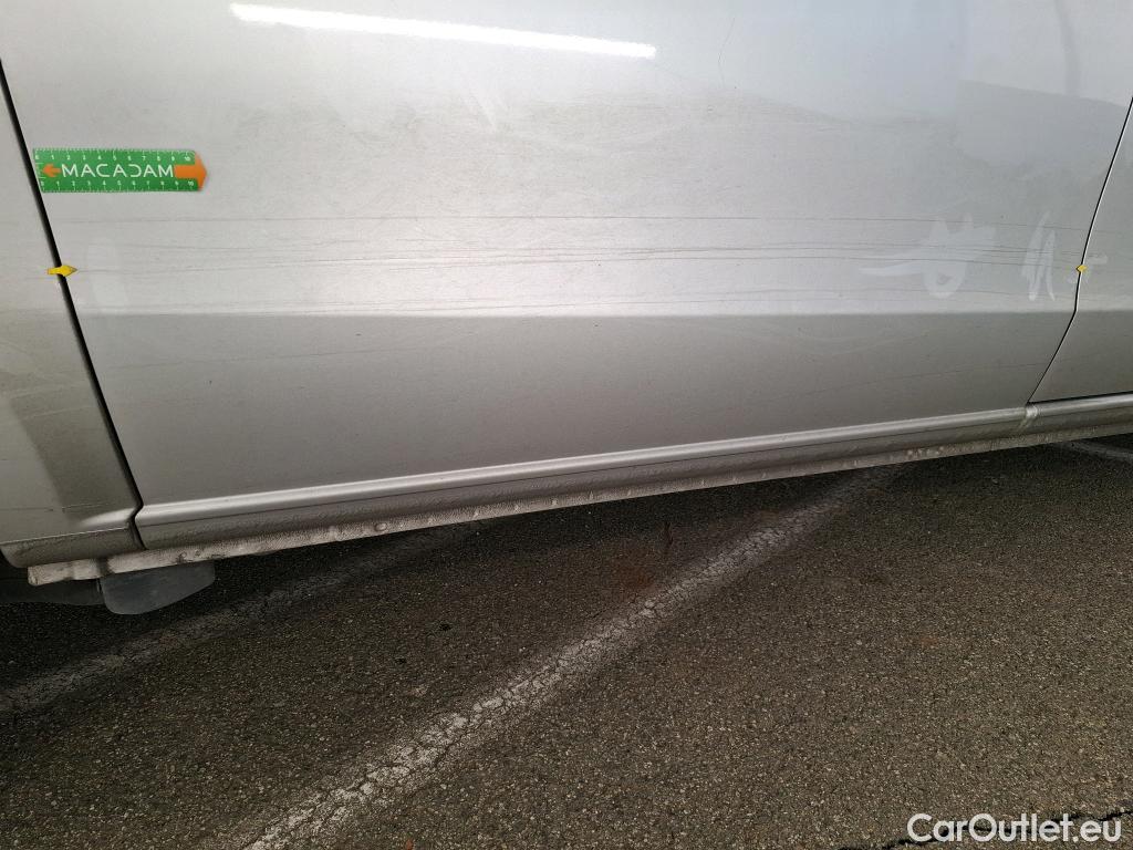  Mercedes  Vito MERCEDES-BENZ  Compact / 2020 / 4P / Fourgon tôlé 114 CDI Compact Select traction #40