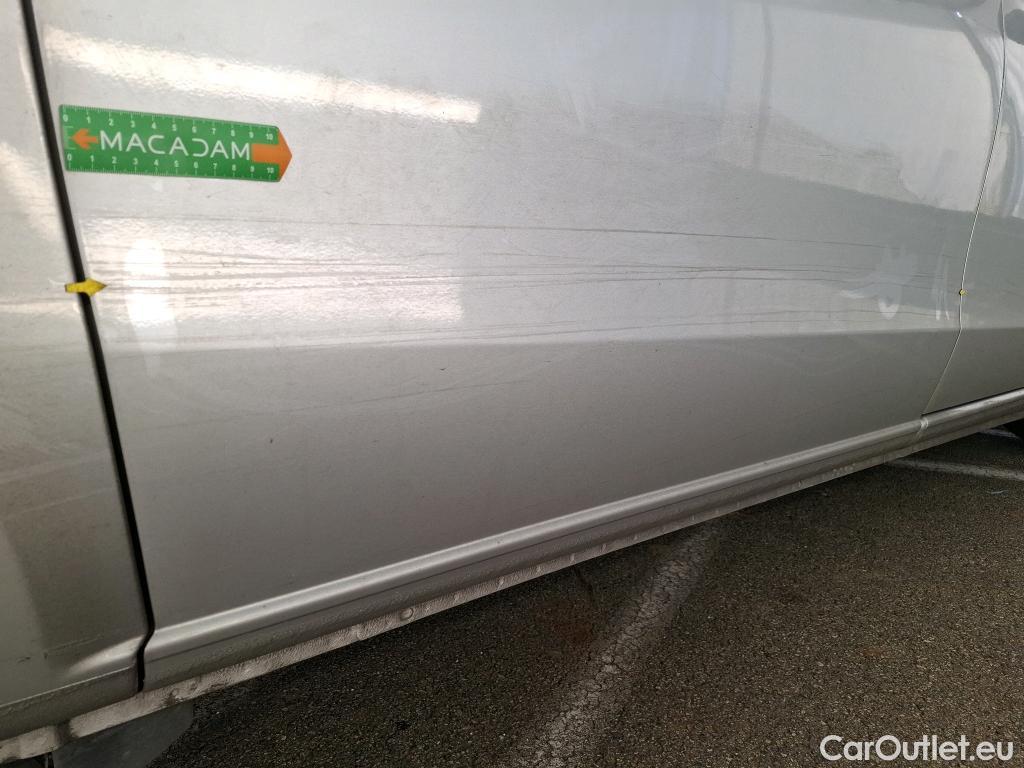  Mercedes  Vito MERCEDES-BENZ  Compact / 2020 / 4P / Fourgon tôlé 114 CDI Compact Select traction #39