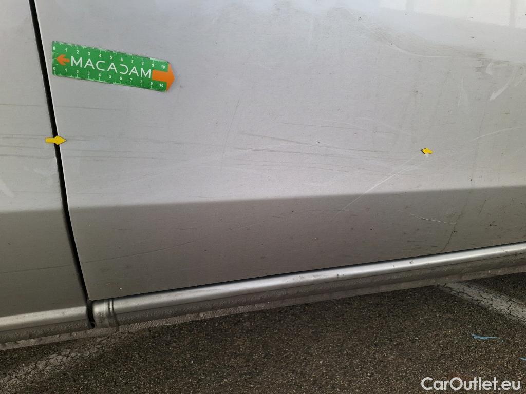  Mercedes  Vito MERCEDES-BENZ  Compact / 2020 / 4P / Fourgon tôlé 114 CDI Compact Select traction #45