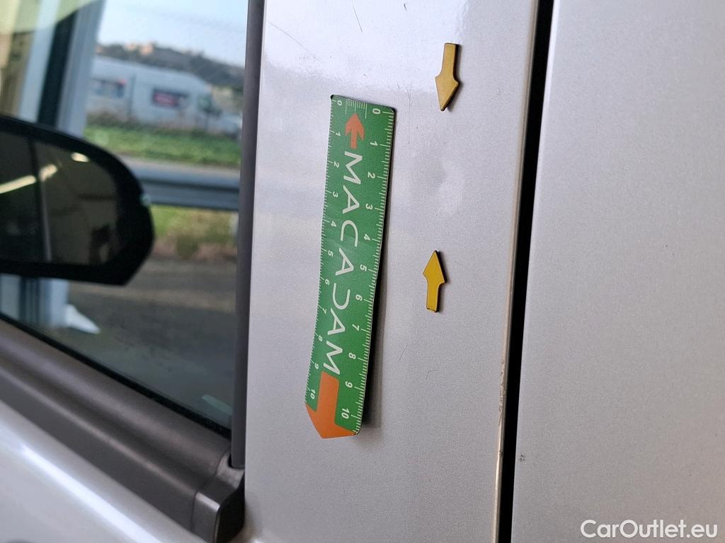  Mercedes  Vito MERCEDES-BENZ  Compact / 2020 / 4P / Fourgon tôlé 114 CDI Compact Select traction #18