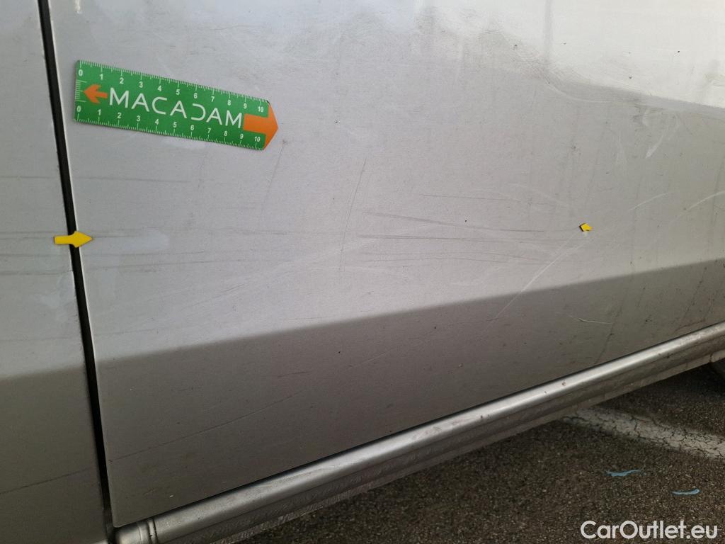  Mercedes  Vito MERCEDES-BENZ  Compact / 2020 / 4P / Fourgon tôlé 114 CDI Compact Select traction #44