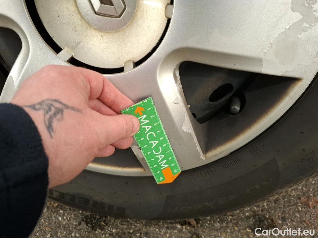  Renault  Kangoo  Express Extra (Série Spéciale) 1.5 dCi 75CV BVM5 E6 #22