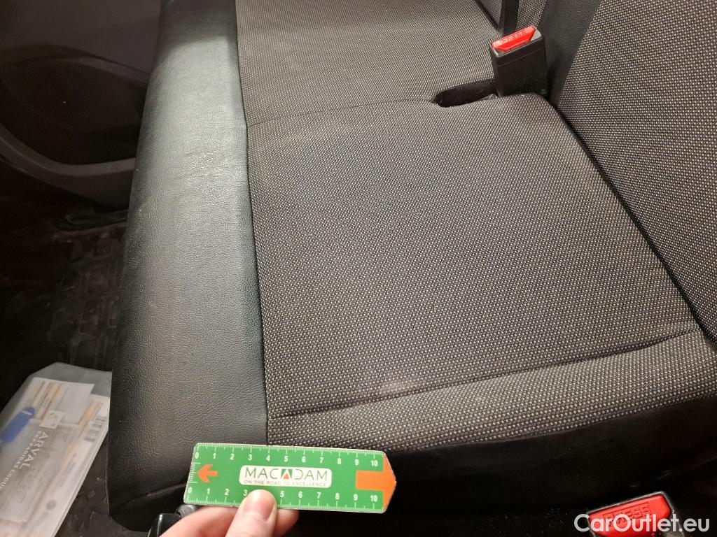  Peugeot  Expert PEUGEOT  VU 4p Fourgon BLUEHDI 95 STANDARD PREMIUM PACK #70