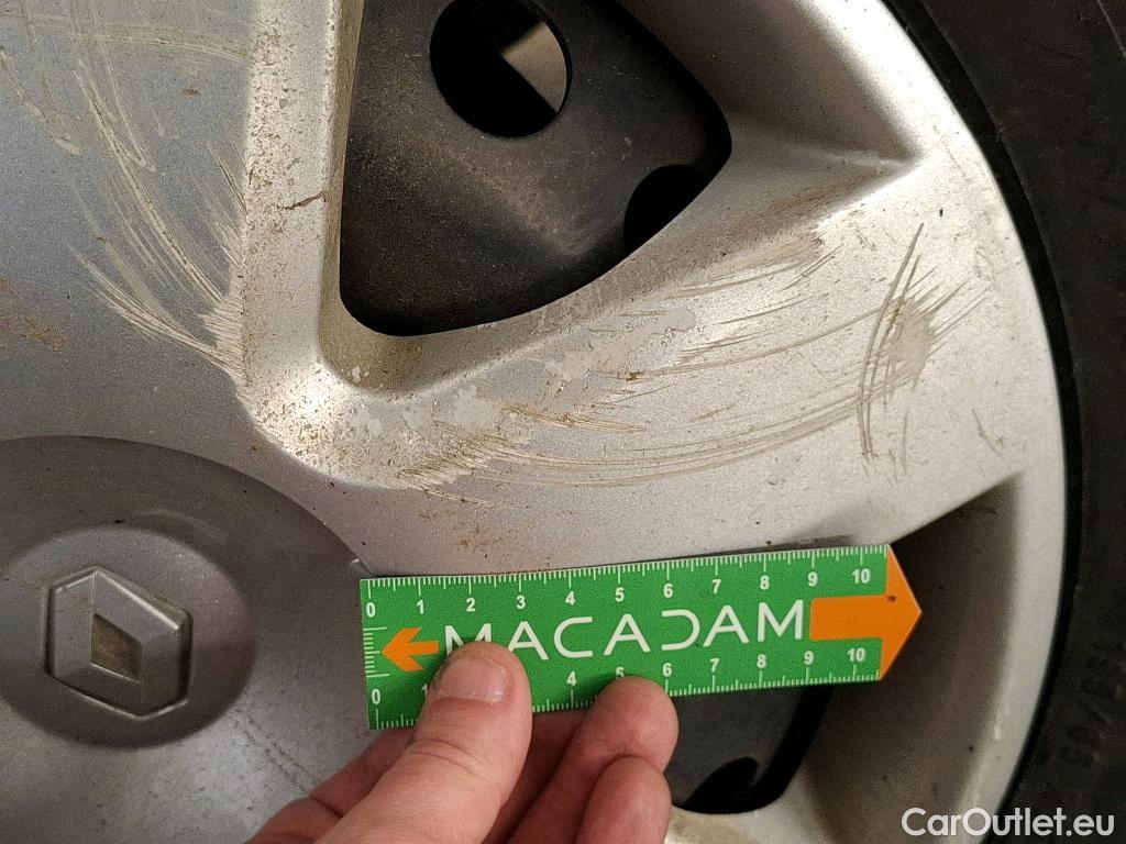  Renault  Kangoo  Express Extra (Série Spéciale) 1.5 dCi 75CV BVM5 E6 #31