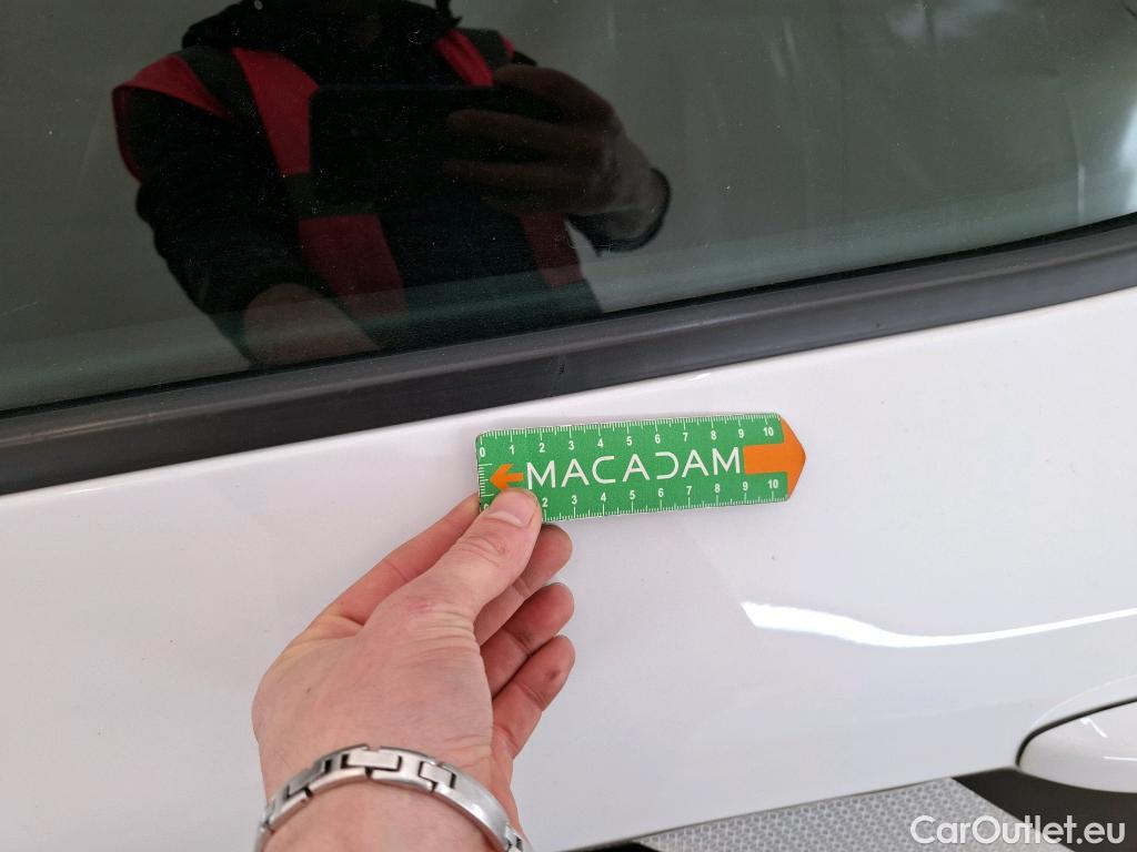  Renault  Megane RENAULT Mégane Société / 2020 / 5P / Berline Air Nav réversible Blue dCi 115 - 21N #10