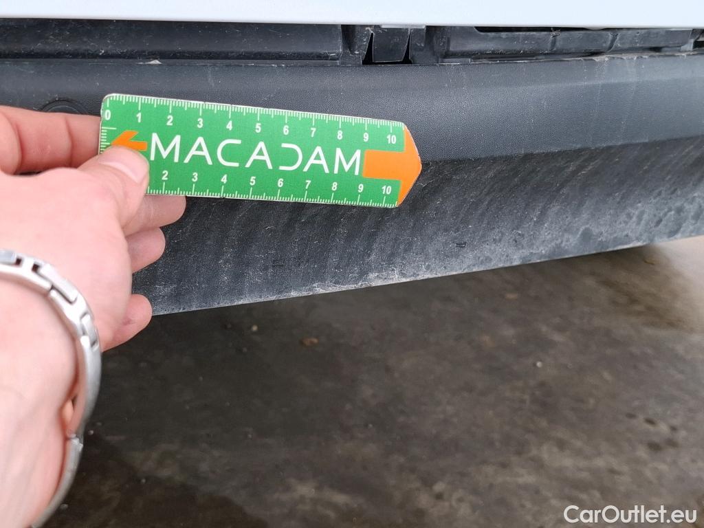  Renault  Megane RENAULT Mégane Société / 2020 / 5P / Berline Air Nav réversible Blue dCi 115 - 21N #32