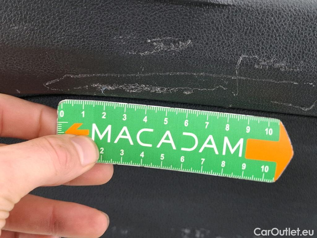  Renault  Megane RENAULT Mégane Société / 2020 / 5P / Berline Air Nav réversible Blue dCi 115 - 21N #17