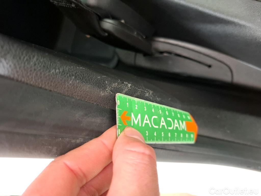  Renault  Megane RENAULT Mégane Société / 2020 / 5P / Berline Air Nav réversible Blue dCi 115 - 21N #14