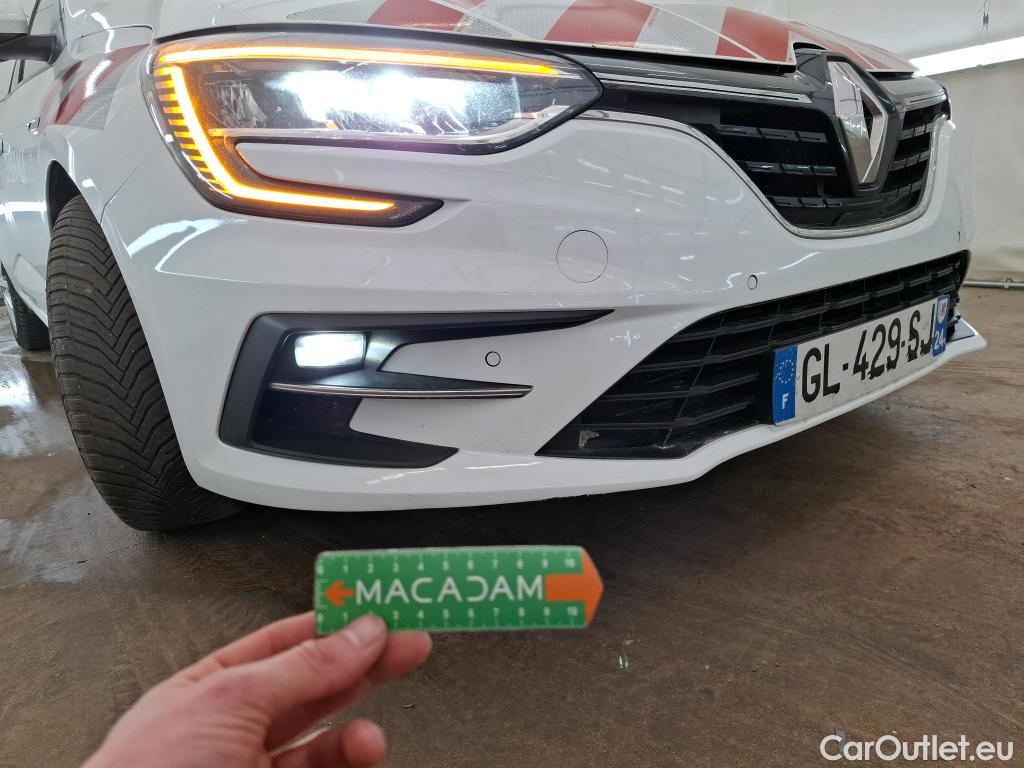  Renault  Megane RENAULT Mégane Société / 2020 / 5P / Berline Air Nav réversible Blue dCi 115 - 21N #1