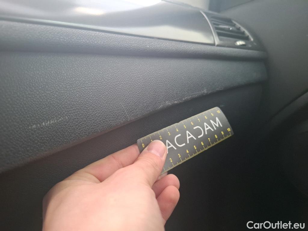  Renault  Megane  III Berline 5pt. Société Air 1.5 dCi 110CV BVM6 E5 #14