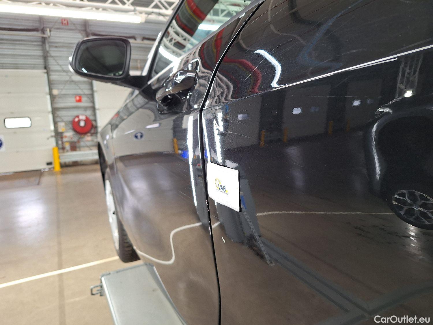  Bmw  Serie 1 BMW, 1-serie '19, BMW 1 Reeks Hatch 116d (85 kW) 5d #51