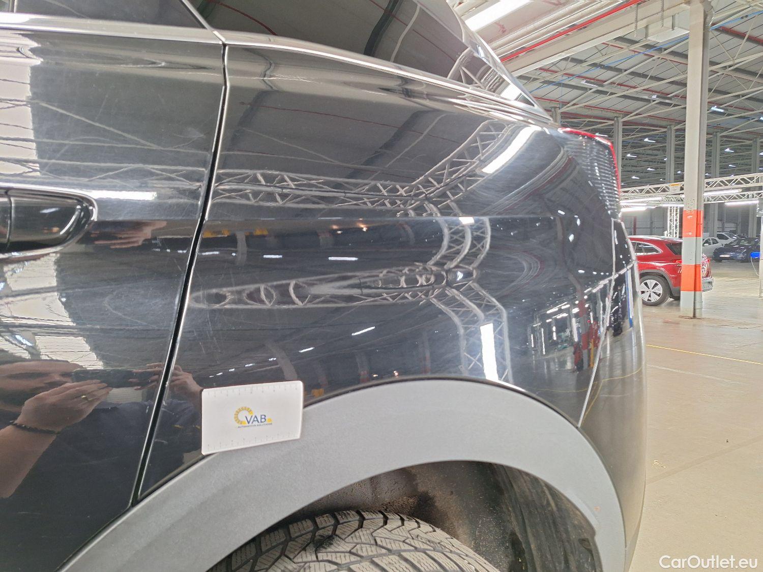  Peugeot  3008 Peugeot,  '16, Peugeot  1.5 BlueHDi 96kW S&S EAT8 GT Line 5d #27