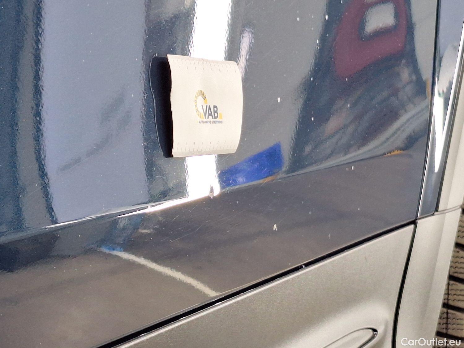  Mercedes  GLB Mercedes,  '19, Mercedes-Benz   180 d Business Solution Esse #9