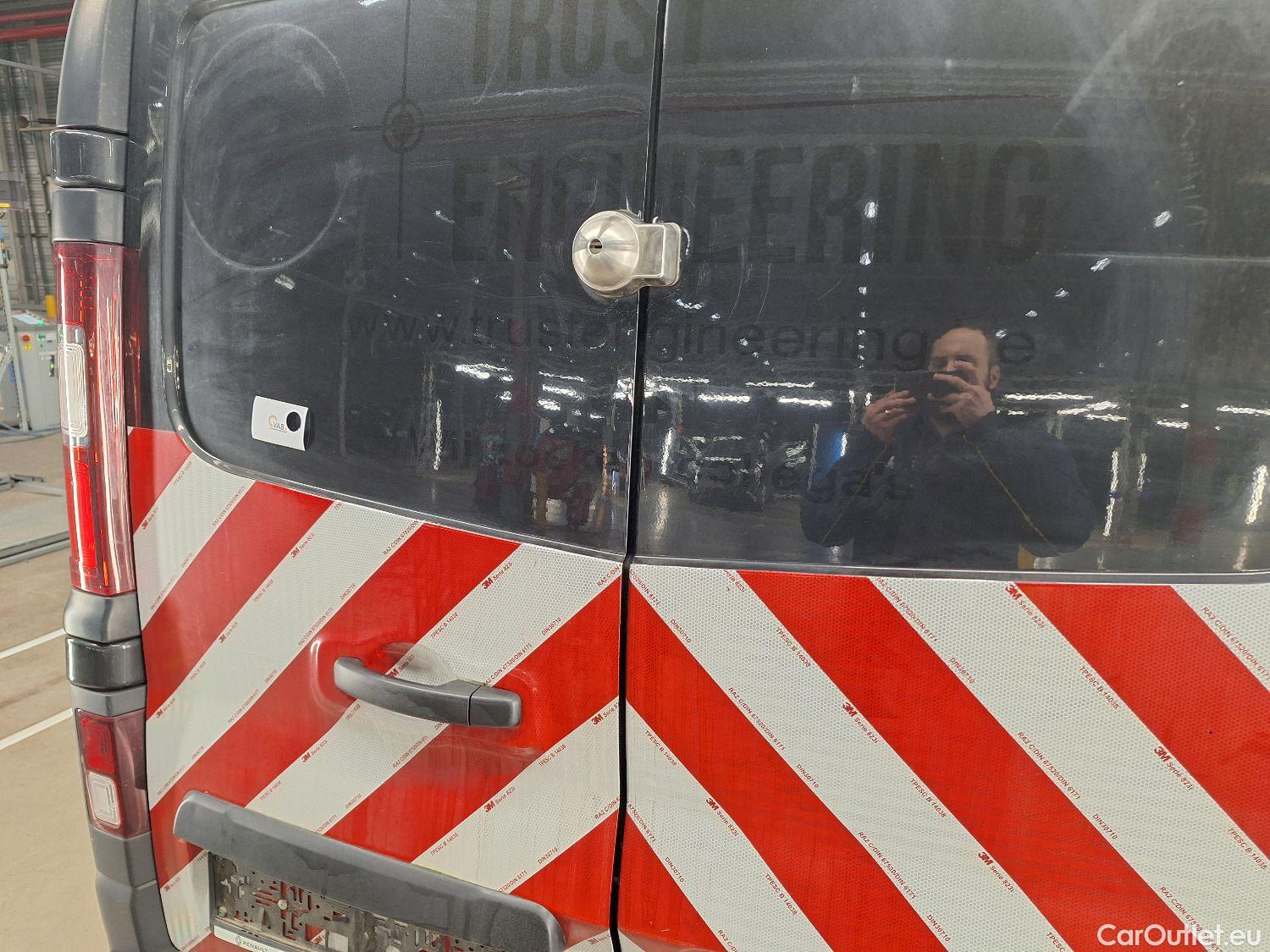  Renault  Trafic Renault, _ '21, Renault  L1H1 dCi 130 Confort 2.7T 5d #24