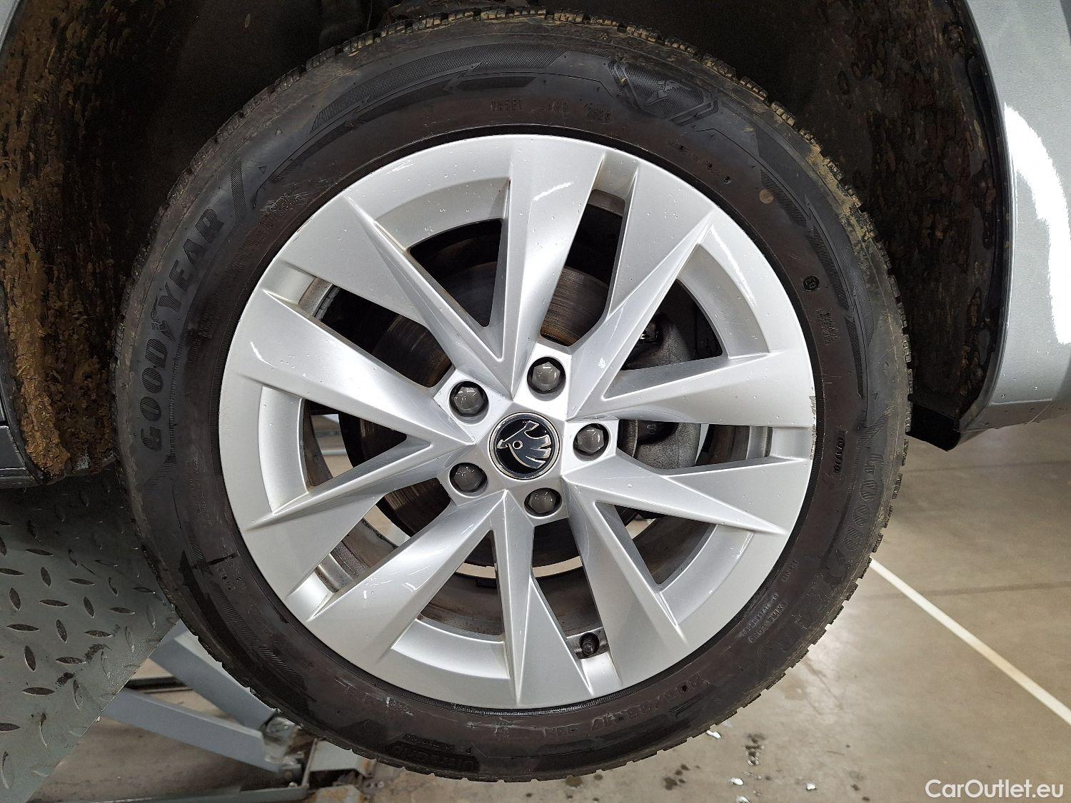  Skoda  Octavia Skoda,  Combi '20, Skoda  Combi 1.0 TSI eTec 81kW DSG7 Clever+ #4