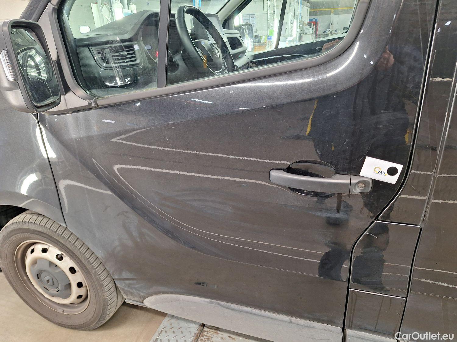  Renault  Trafic Renault, _ '21, Renault  L1H1 dCi 130 Confort 2.7T 5d #33