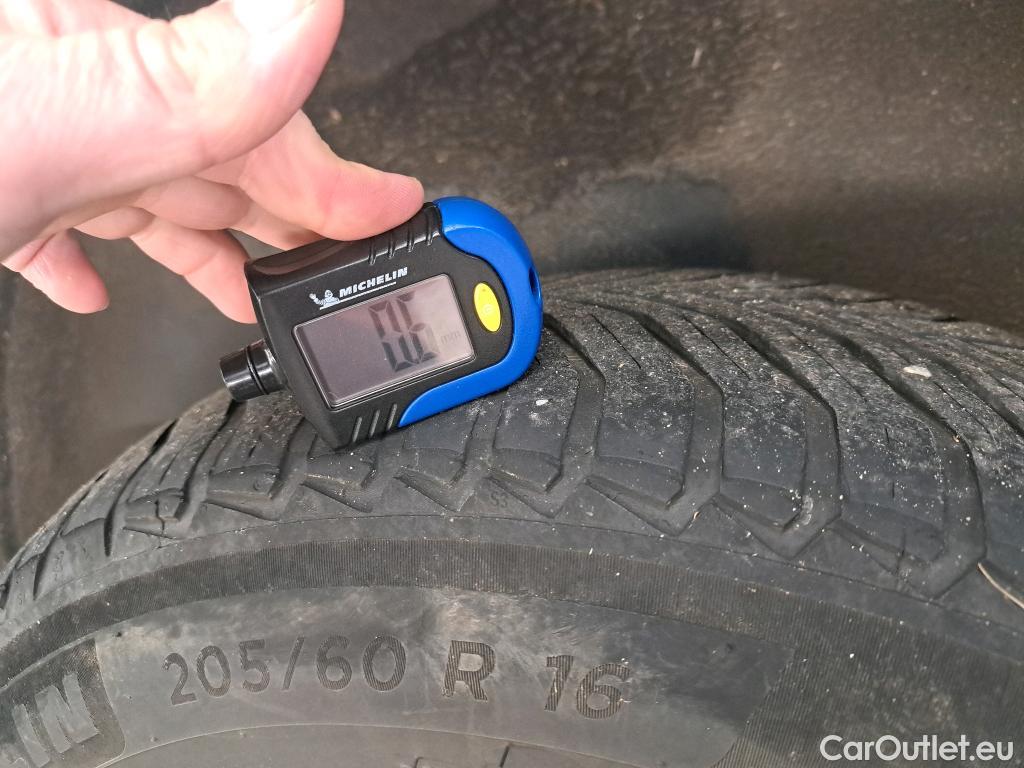  Citroen  Berlingo  Fourgon Driver XL 950 1.5 BlueHDi 100CV BVM5 E6dT #9