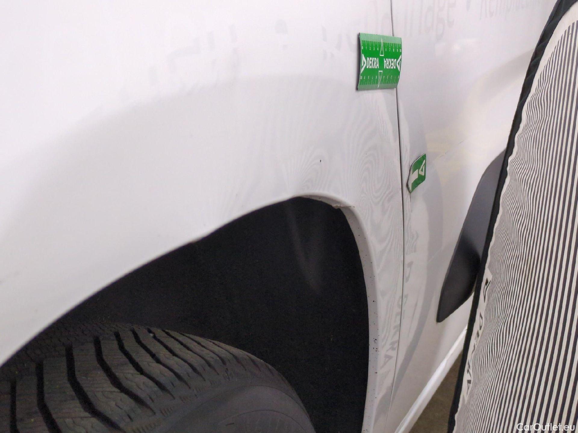  Citroen  Berlingo  Fourgon Club M 650 1.5 BlueHDi 75CV BVM5 E6dT #17