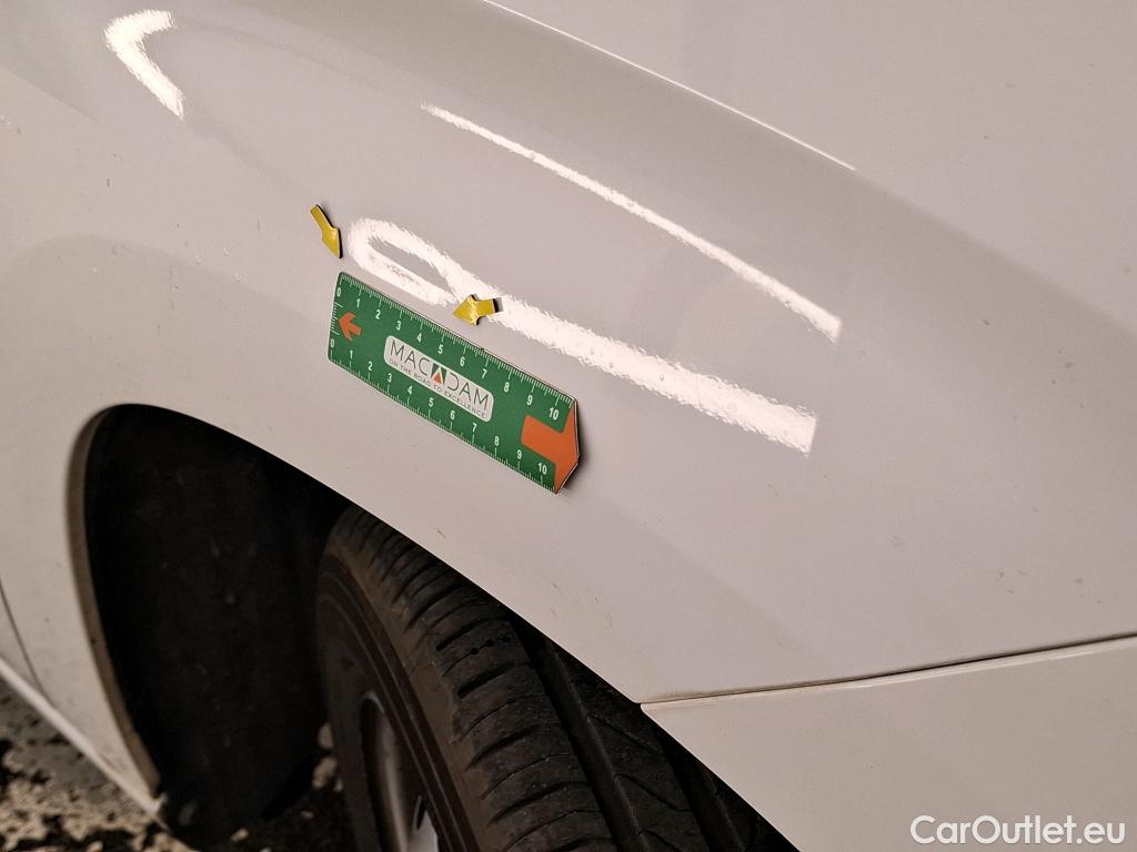  Citroen  Berlingo  Fourgon Club XL 950 1.6 BlueHDi 100CV BVM5 E6 #33