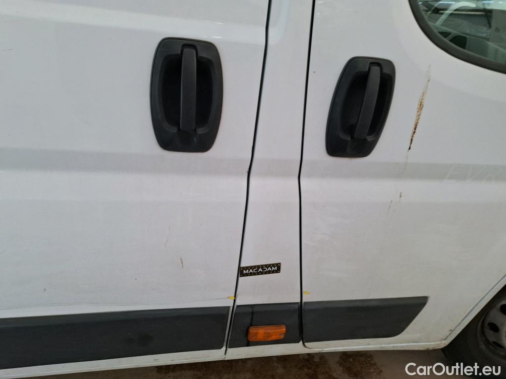  Fiat  Ducato FIAT  2014 4P Fourgon tôlé Maxi 3.5 XL H2 2.3 Mjet 140 Pack Pro Nav #10