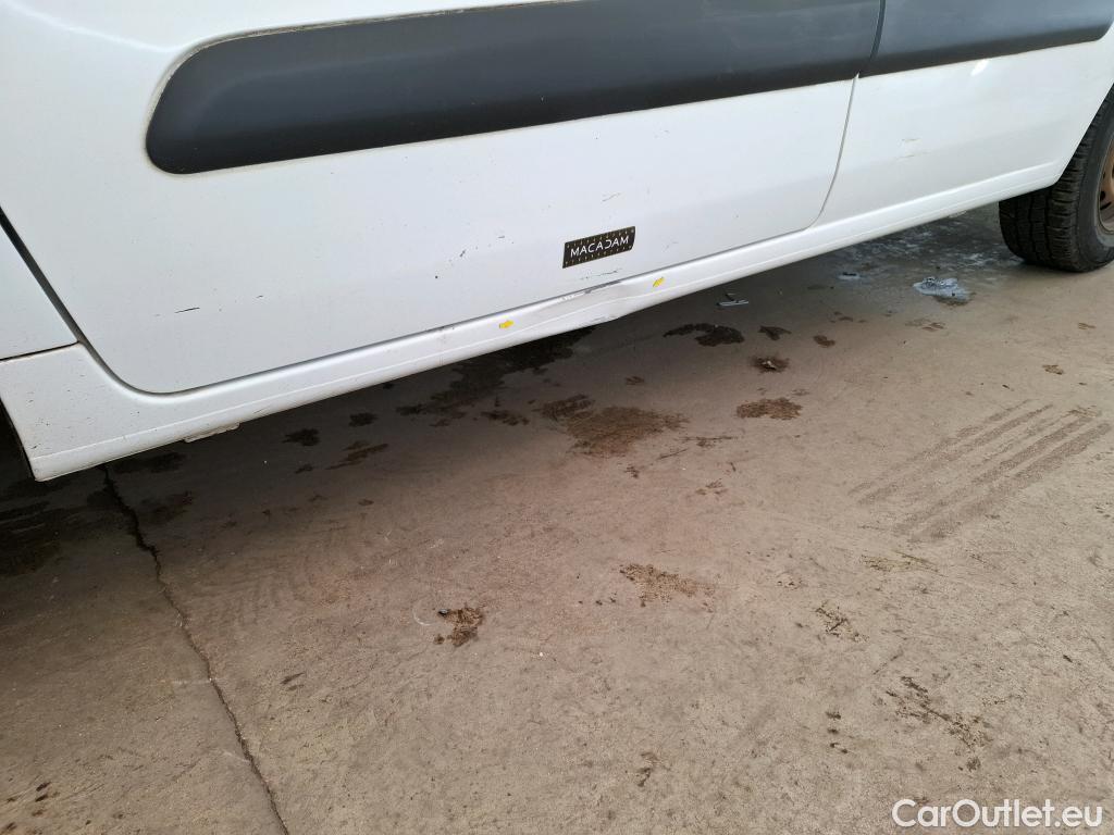  Citroen  Berlingo  Fourgon Confort L2 (Long) 1.6 BlueHDi 100CV BVM5 E6 #41