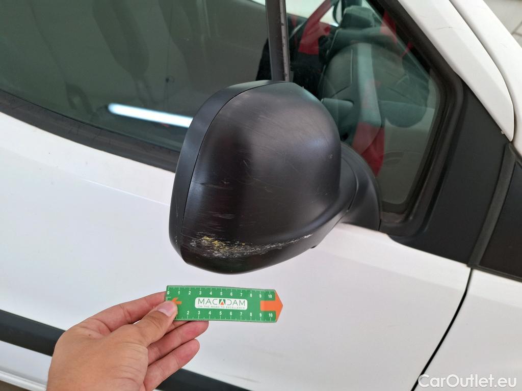  Citroen  Berlingo CITROEN  VU 3p EVL BlueHDi 100 S&S ETG6 BusinessM fourgonnette (Ex 945V) #37