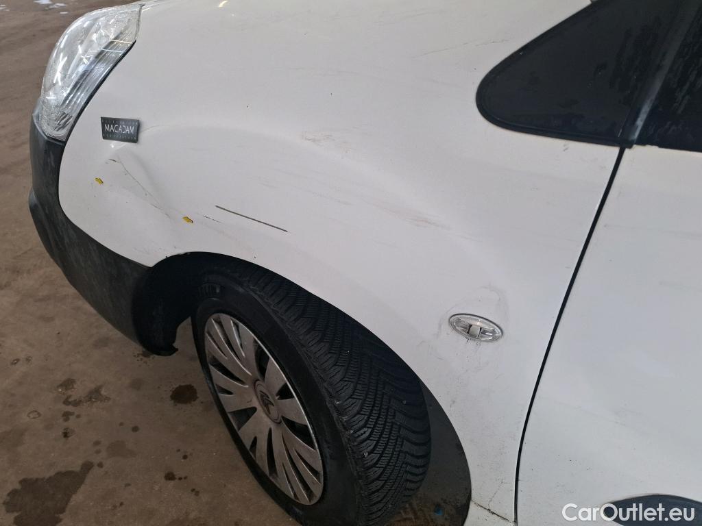  Citroen  Berlingo  Fourgon Business L1 (Court) 1.6 BlueHDi 100CV BVM6 E6 #11